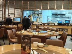 -乐忻皇朝(上海中心大厦店)