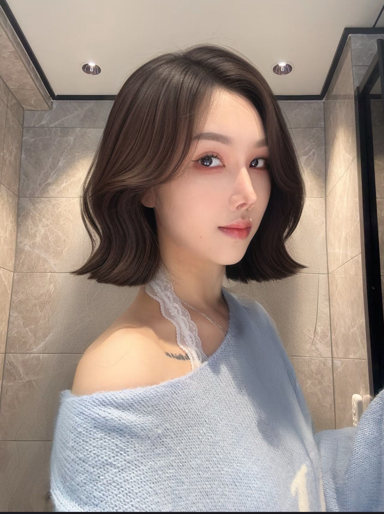 剪短发的小心动