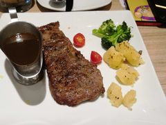 -必胜客(WOW中心城店)