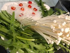 配菜-鸣记脆皮烤鱼·海鲜烤鱼(三八广场店)