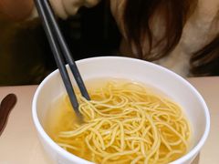 -余欢领鲜火锅(新街口店)