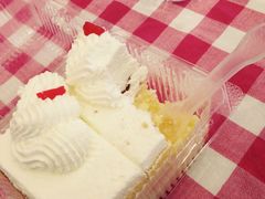 -红宝石·鲜奶小方·海派西点房(南丹店)
