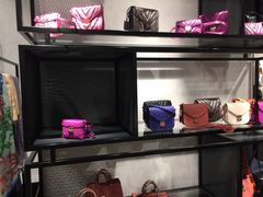 -MCM(比斯特上海购物村店)