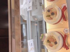 -花花卷卷·鲜食蛋糕(静安久光百货店)