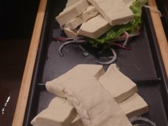 -老房老舍重庆火锅(假日城市店)