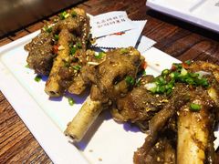 羊拐筋-三个蒙古大叔羊肉串(大宁店)