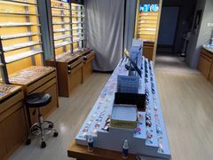 -优医视平价眼镜蔡司依视路折扣工厂店(德胜门店)