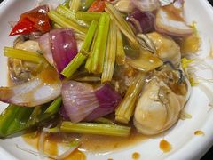 -大富蚝乌东哥饭店·石锅鱼杂·柠檬鸭(革新路店)