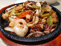 -小船渔村•大连菜•大连焖鱼(黄河路店)
