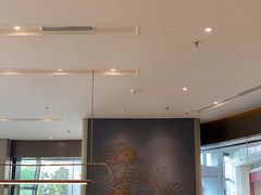 -星巴克臻选(深圳龙华红山天虹店)
