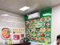 -亚忠小吃店(曾厝垵店)