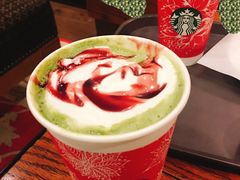 -星巴克臻选(上海中环广场2F店)
