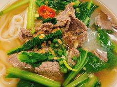 -Dang restaurant (patong phuket)