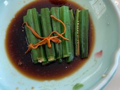 -七的湖·晚芳亭·阳澄湖农家菜·大闸蟹(莲花岛店)