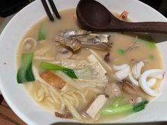 -荣家黄鱼面(前滩太古里店)
