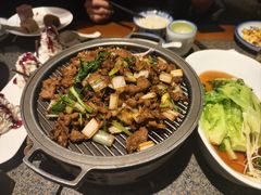 贝勒爷传统烤牛肉-真地道京味府·鲜橙烤鸭·北京菜(朝外大街东大桥店)