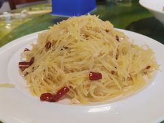 -雪湖煜辰鱼头老店(雪野湖店)