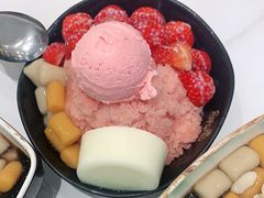 芋见草莓冰沙-鲜芋仙(番禺万达广场店)