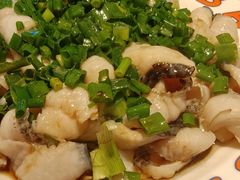 香葱淋鲈鱼片-伯友茶记(中华广场店)
