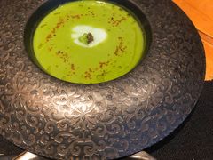 西葫芦瓜汤配扇贝刺身及黑鱼子酱-AZUL by FUEL蓝色·法式酒馆(琶醍店)