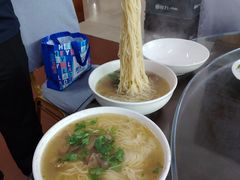 -十二忠手拉面(中华路店)