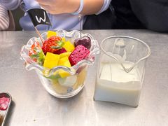 -W COLLECTIVE  DESSERT SHOP