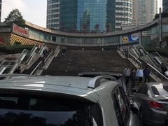 -金玉兰广场·停车场