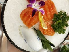 赤身拼盘-青瓦餐厅·生鱼片·韩园烤肉(西塔店)