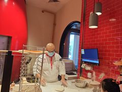 -城市大道红炉披萨烘焙坊