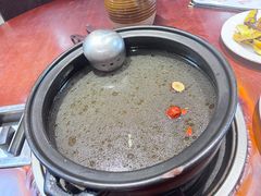 -菌之家·专业纯野生菌火锅·特色炒菌