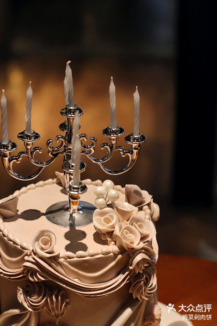 生日快乐 | 复古烛台蛋糕!被浪漫点缀嘅一天!