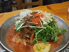 -喇喇排骨火锅·传统韩式脊骨汤(望京西园总店)