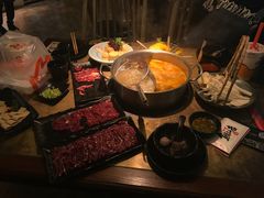 -左庭右院鲜牛肉火锅(南通CBD大有境店)