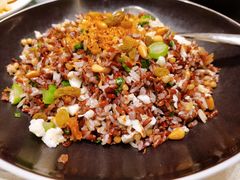 松子瑶柱红米炒饭-金悦轩海鲜城(渔人码头店)