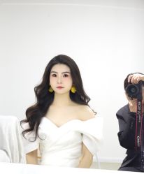 -欣薇婚纱(新源乐汇城店)