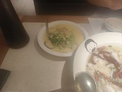 -江渔儿酸菜鱼·拔草餐厅(虎门君乐汇店)