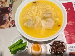 鲜虾云吞港式汤面-避风塘·老港味餐厅(虹口龙之梦店)
