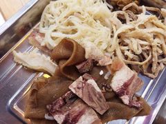 -金鼎雪山牦牛杂火锅(理县总店)