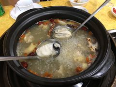 -濠轩阁特色生蚝火锅(水湾路店)