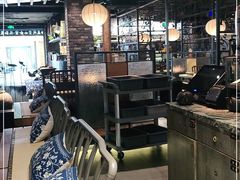 大堂-湊湊火锅·茶憩(杭州湖滨银泰in77店)
