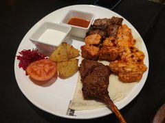 -Efes Turkish & Mediterranean Cuisine 艾菲斯餐厅(陆家嘴店)