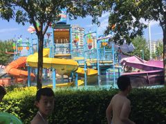 -欢乐水魔方水世界