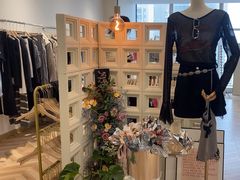 -眷顾自助服装工作室(中南金石国际广场A座店)