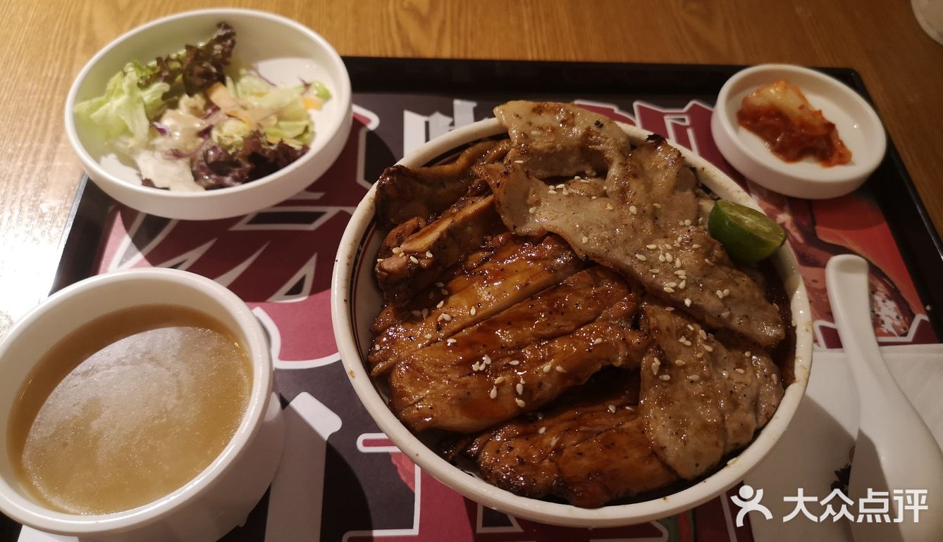 味增汤很对胃口，酱油味没有其他日料店浓