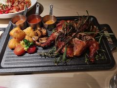 香椿烤鸡-布拉诺牛排西餐厅(上城天街店)