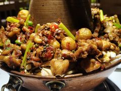铜锅牛蛙-蛙蛙叫干锅年代(簋街总店)