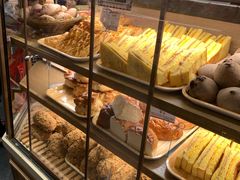 面包甜点陈列柜-山崎面包(静安久光店)