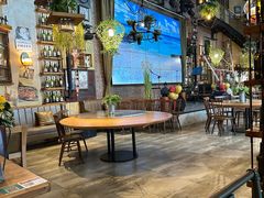 -临界音乐酒馆·小龙虾·江湖菜(华熙LIVE·鱼洞店)
