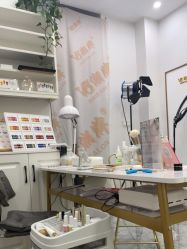 -V8潮牌·接发烫染连锁