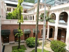 -香港大学